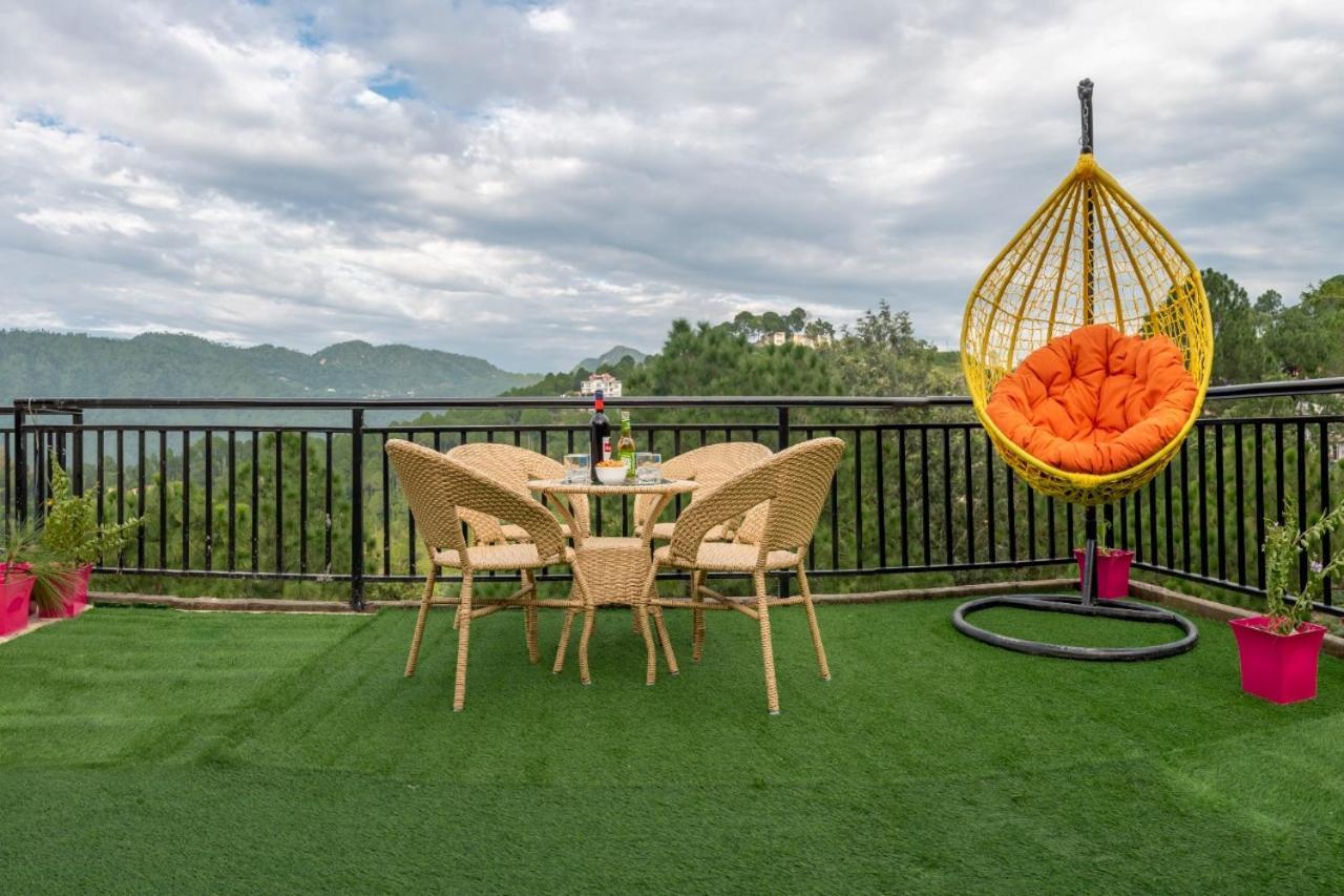Mountain Mist Inn I Serviced Apt I Open Air Lawn & Rooftop I Bonfire I By Exotic Stays Kasauli Eksteriør bilde