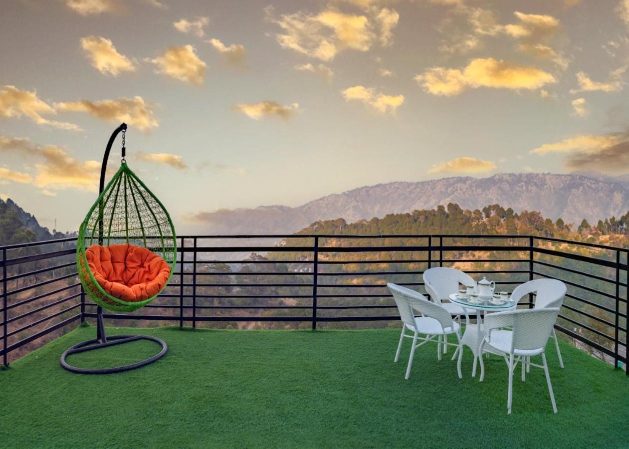 Mountain Mist Inn I Serviced Apt I Open Air Lawn & Rooftop I Bonfire I By Exotic Stays Kasauli Eksteriør bilde