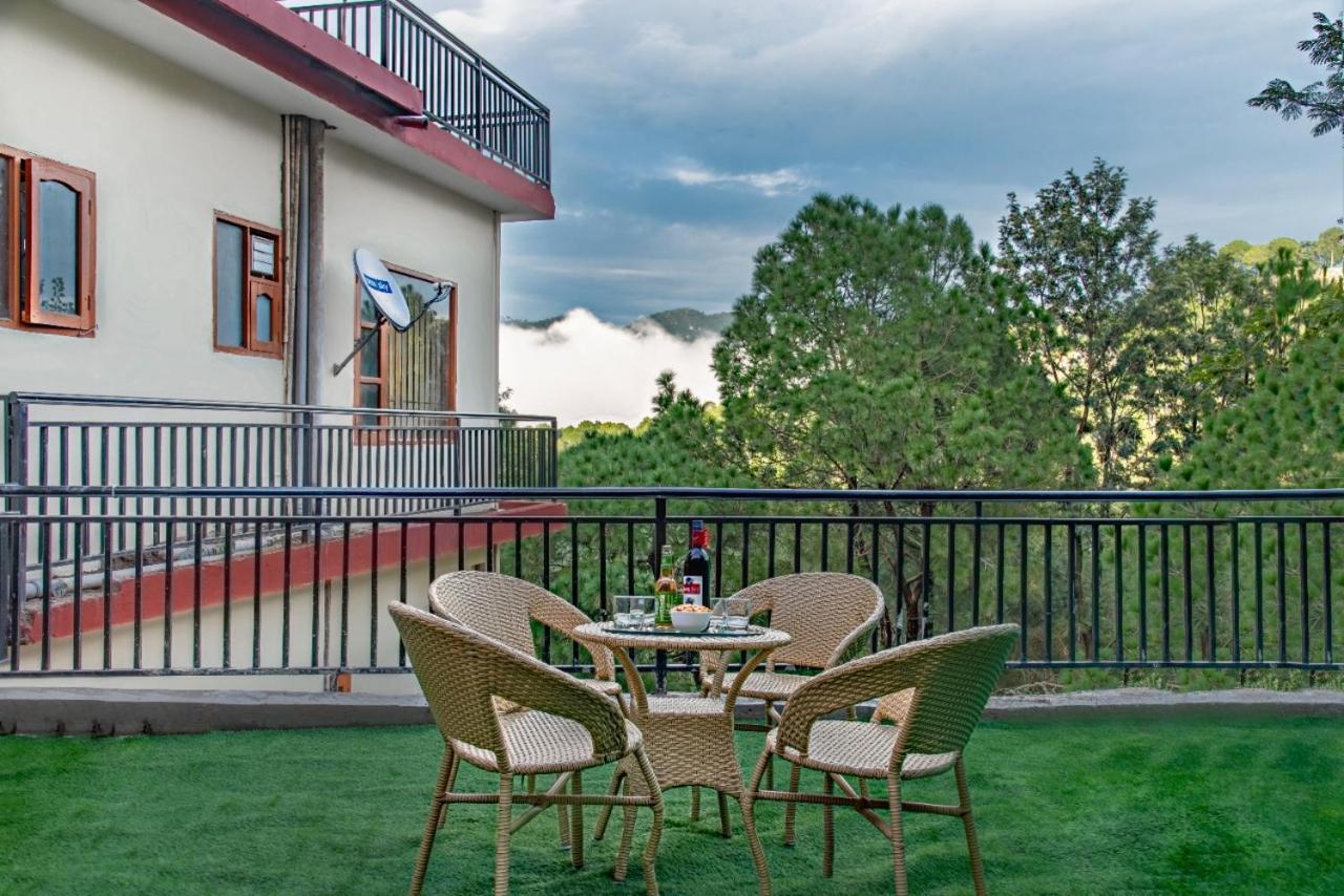 Mountain Mist Inn I Serviced Apt I Open Air Lawn & Rooftop I Bonfire I By Exotic Stays Kasauli Eksteriør bilde
